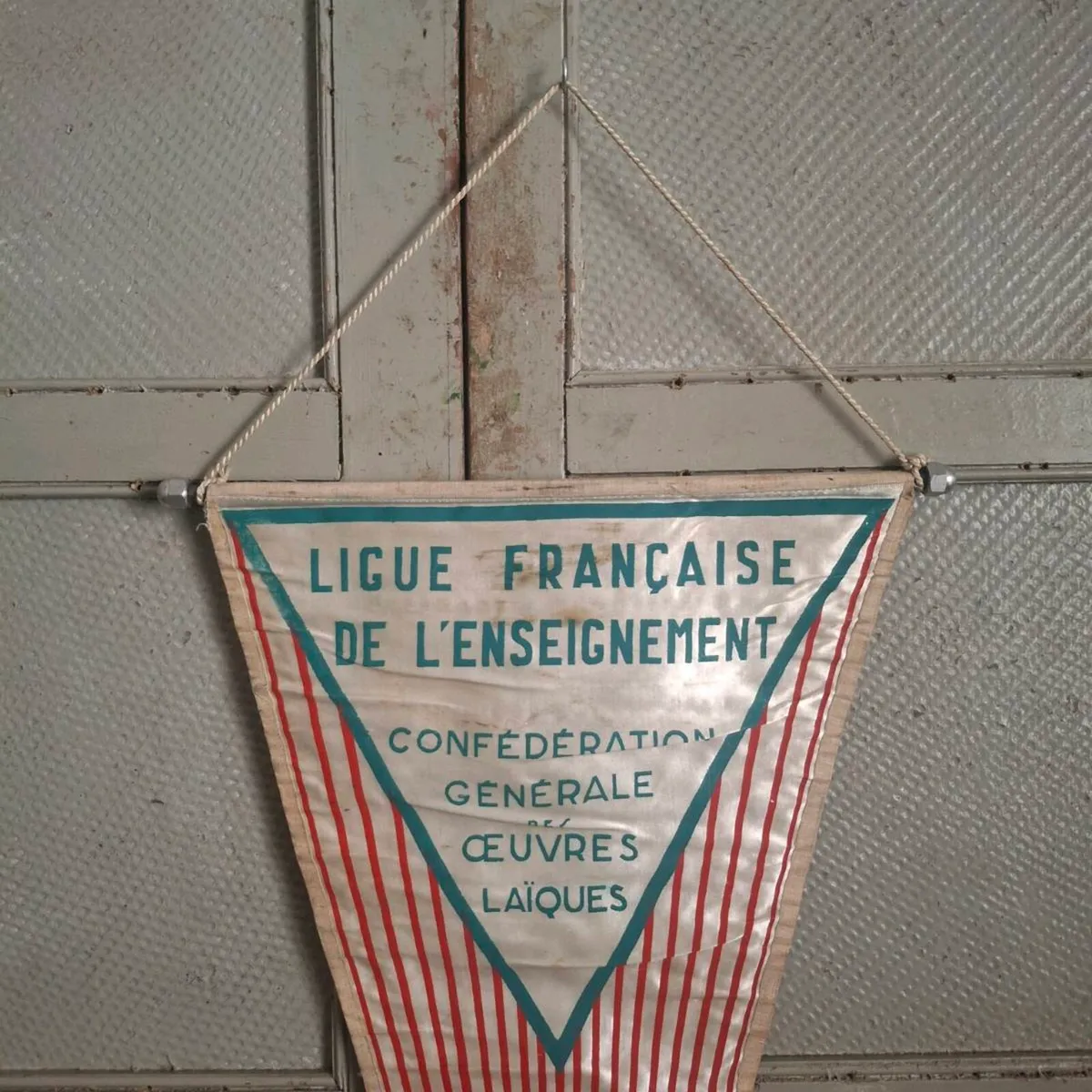 1962 French Basketball Pennant - Image 3