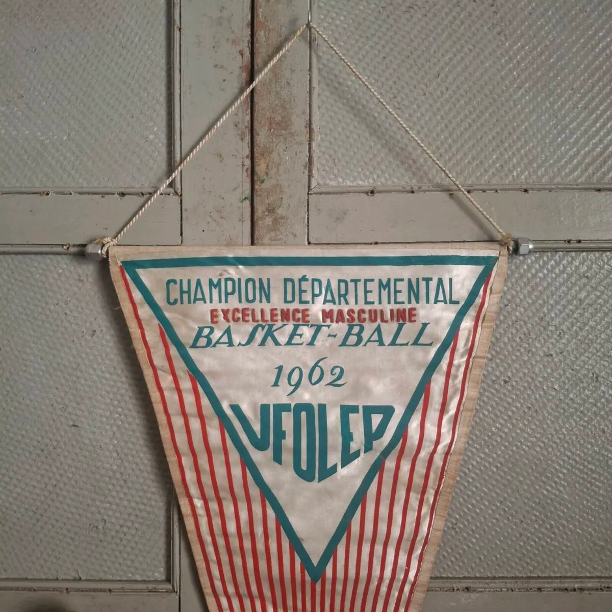 1962 French Basketball Pennant - Image 4