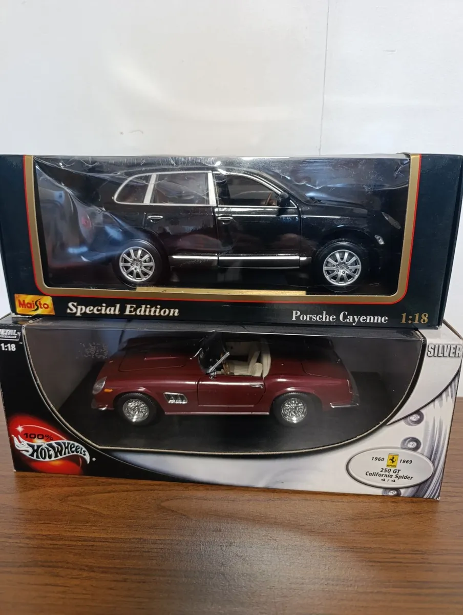Diecast cars 1:18 - Image 1