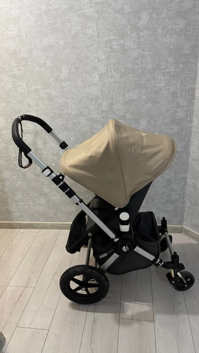 Bugaboo Cameleon Pram / Travel System - Image 1