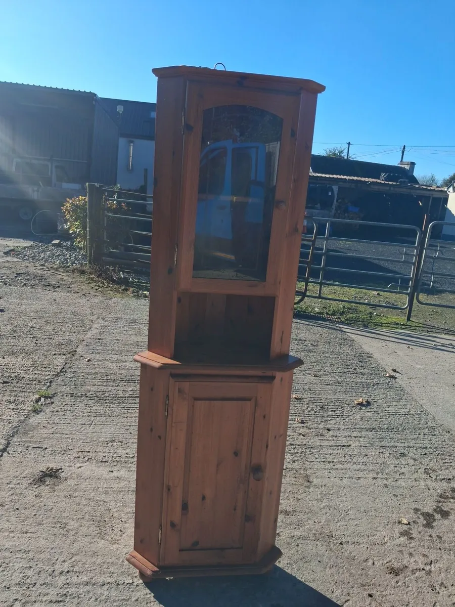 Corner display unit - Image 2