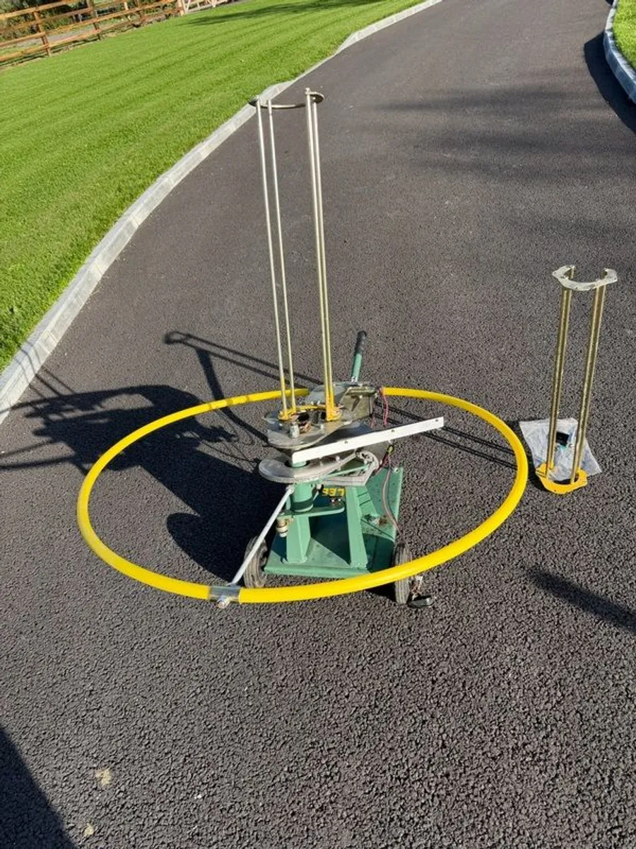 Bowman Clay Pigeon Trap (Supermatch 1) with mini barrow and carousels - Image 2