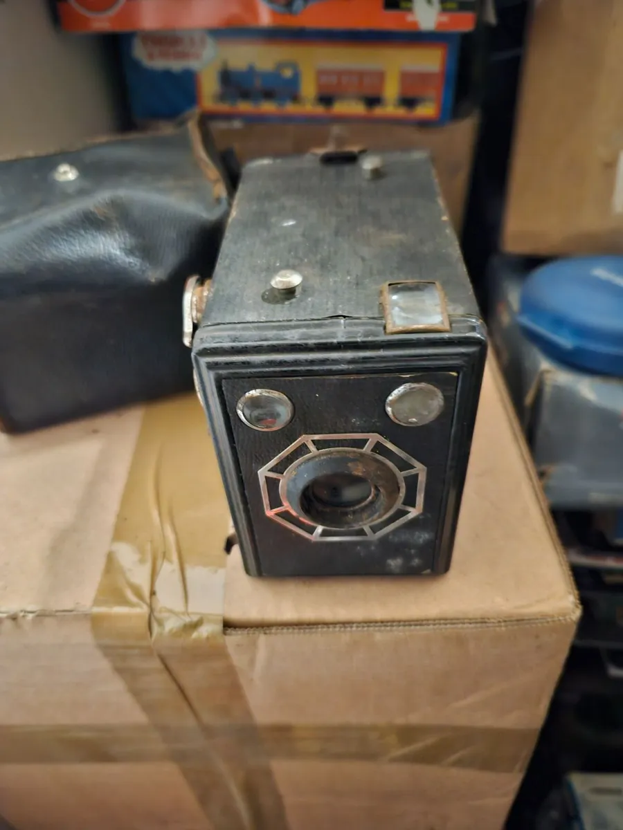 Vintage Kodak Brownie Camera - Image 1