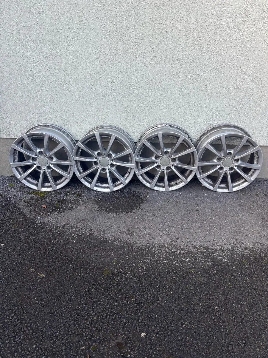 4 BMW alloys , 16 inch. - Image 1