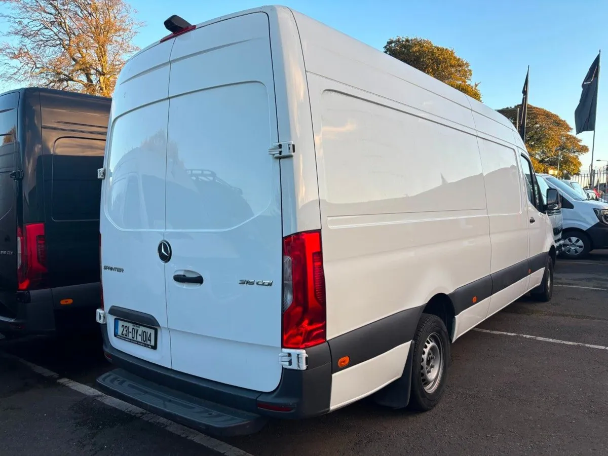Mercedes-Benz Sprinter 315LWB - Image 2