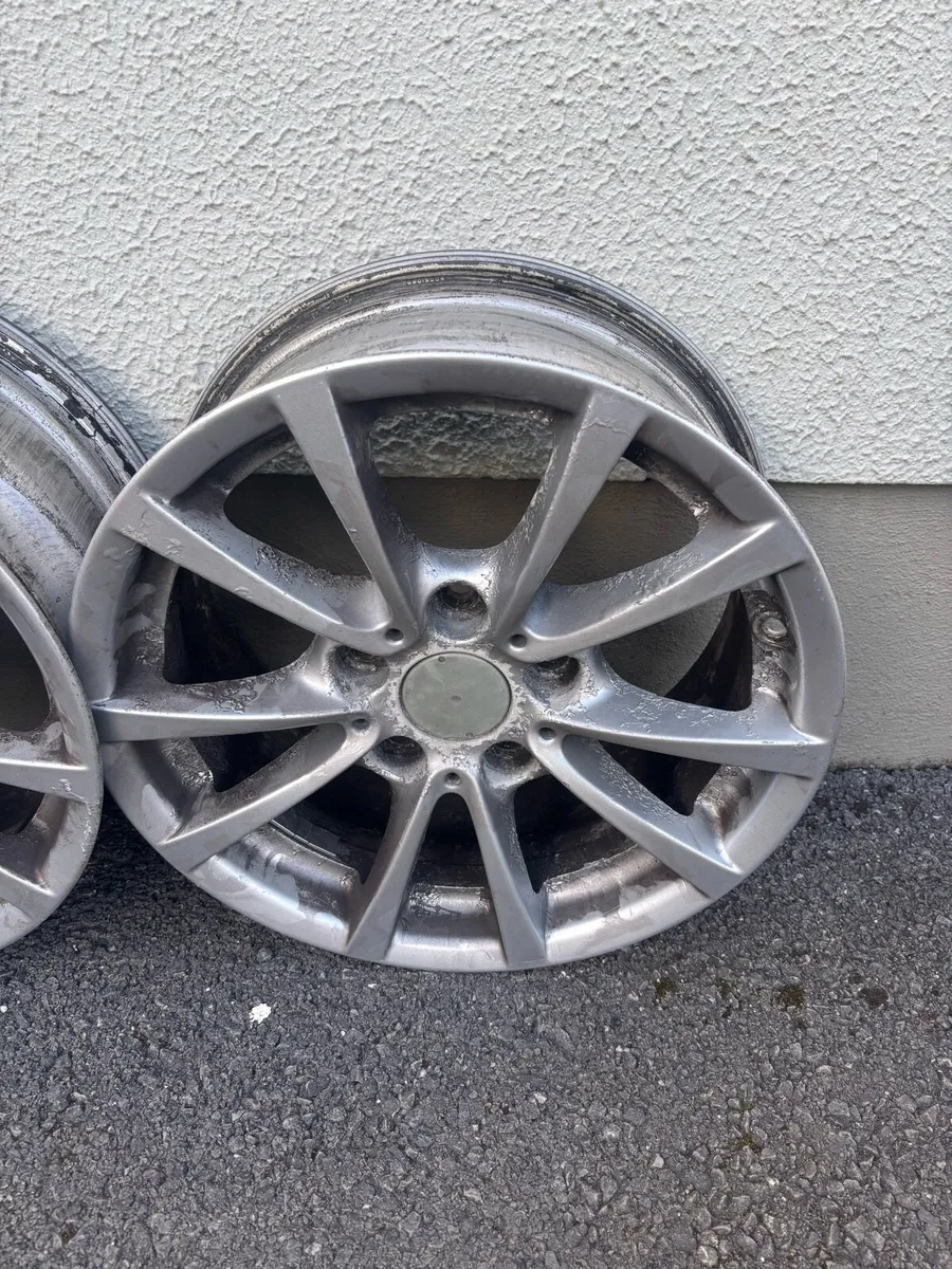 4 BMW alloys , 16 inch. - Image 3