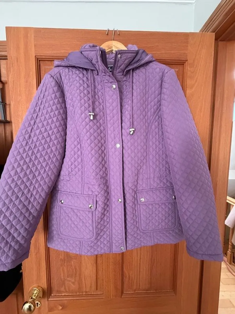 Purple Quilted Ladies Coat with Hood- As New (Size 18) - Image 1