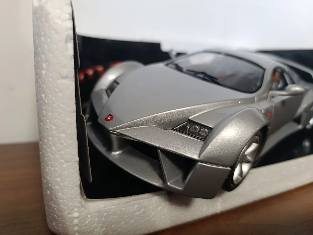 Diecast Cars 1:18 - Image 2