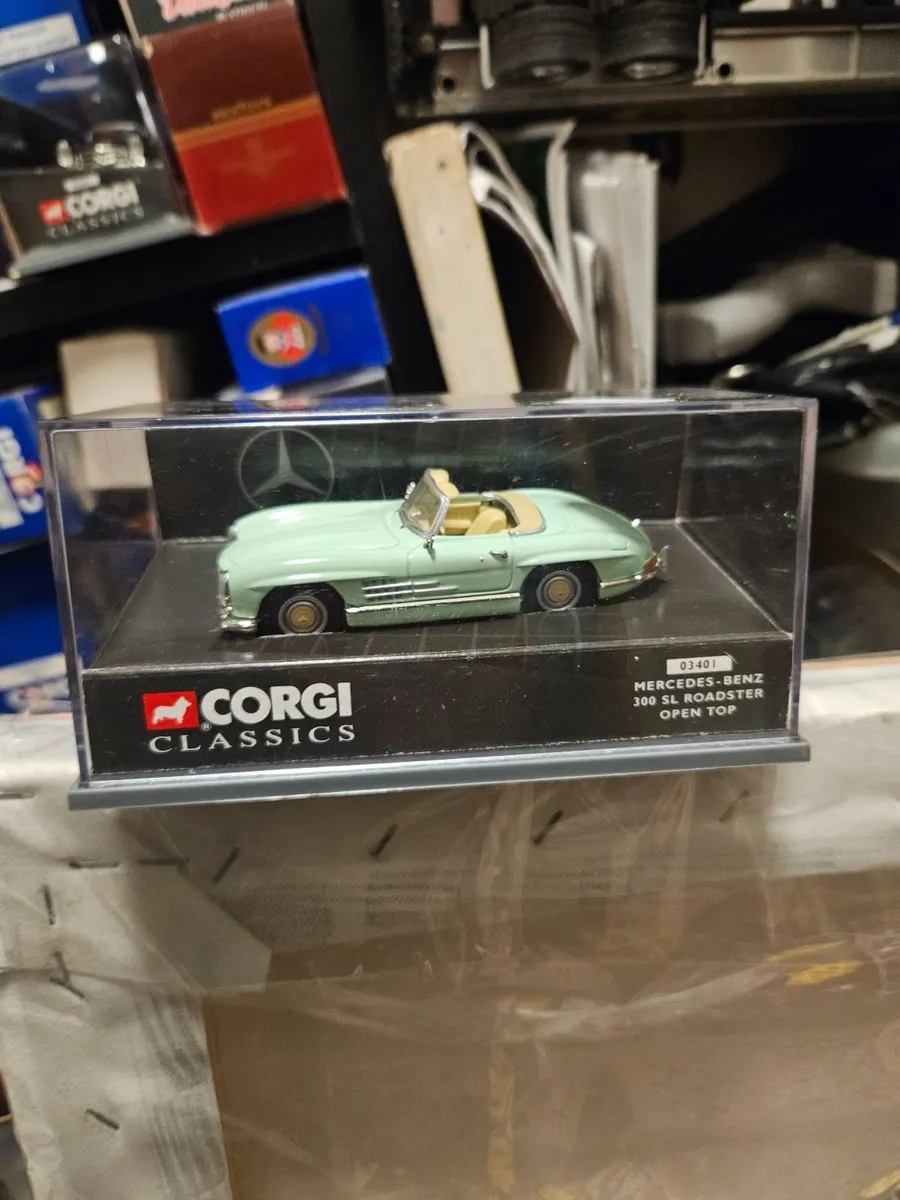 Corgi Mercedes