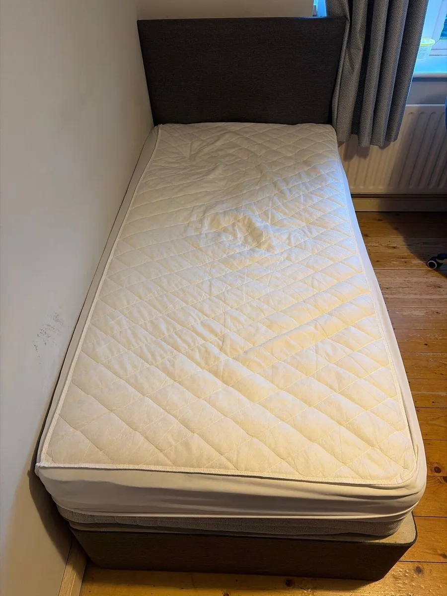 Bed frame & mattress - Image 1