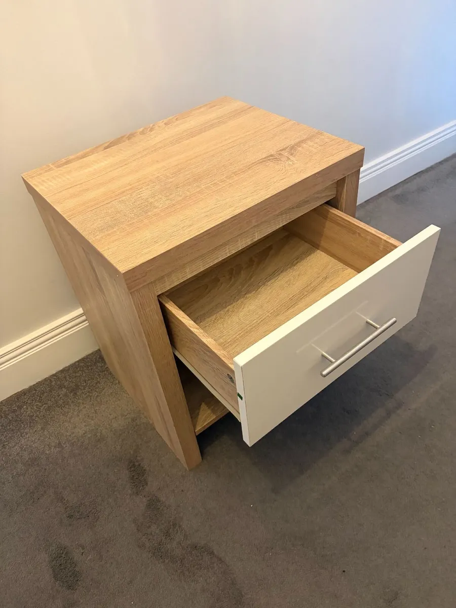 Oak Effect Bedside Locker / Nightstand - Image 4