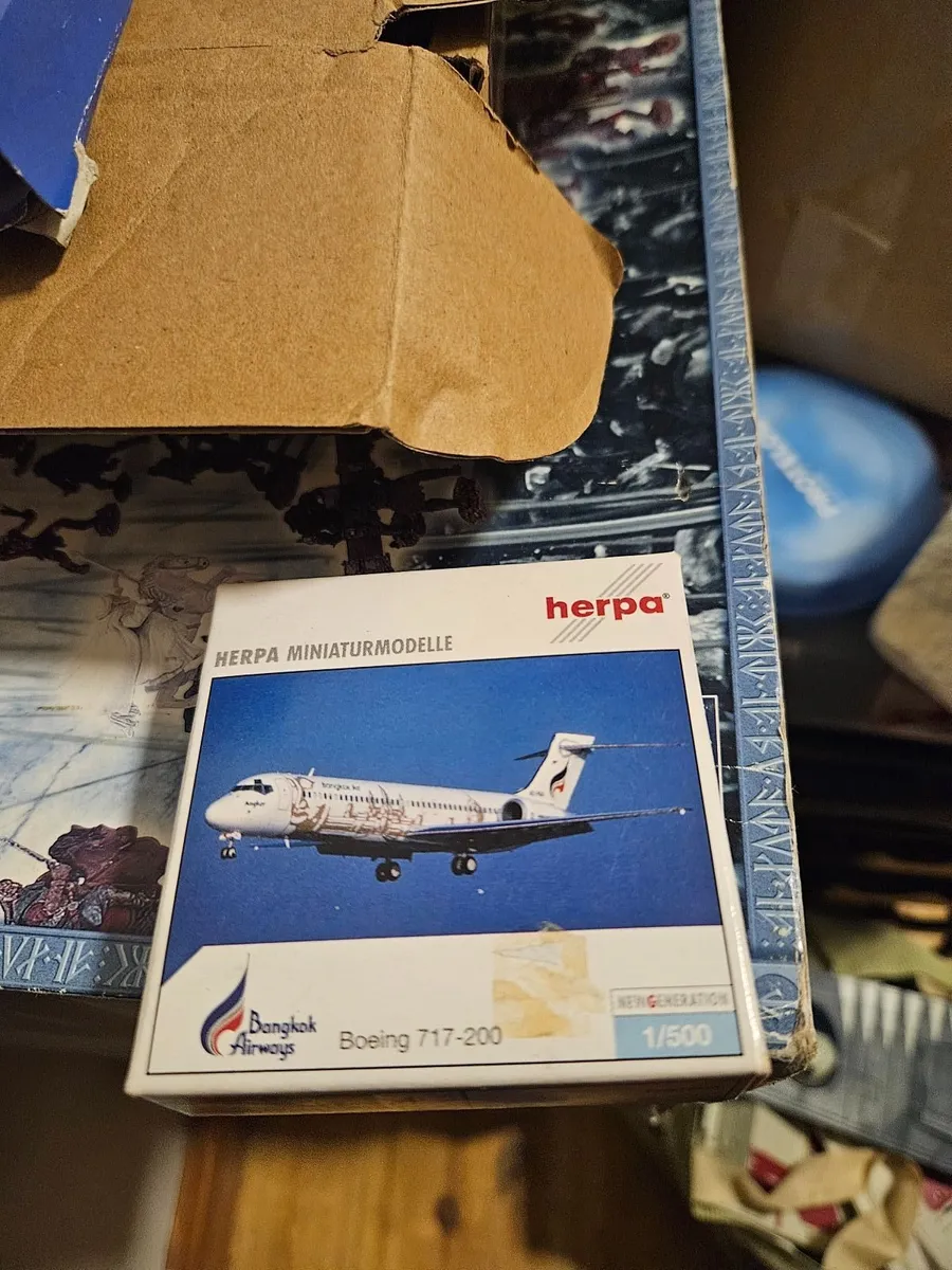 Corgi Herpa Airline