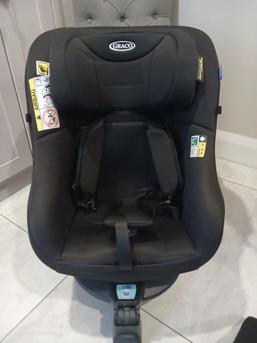 Graco Child's  car seat - Image 1