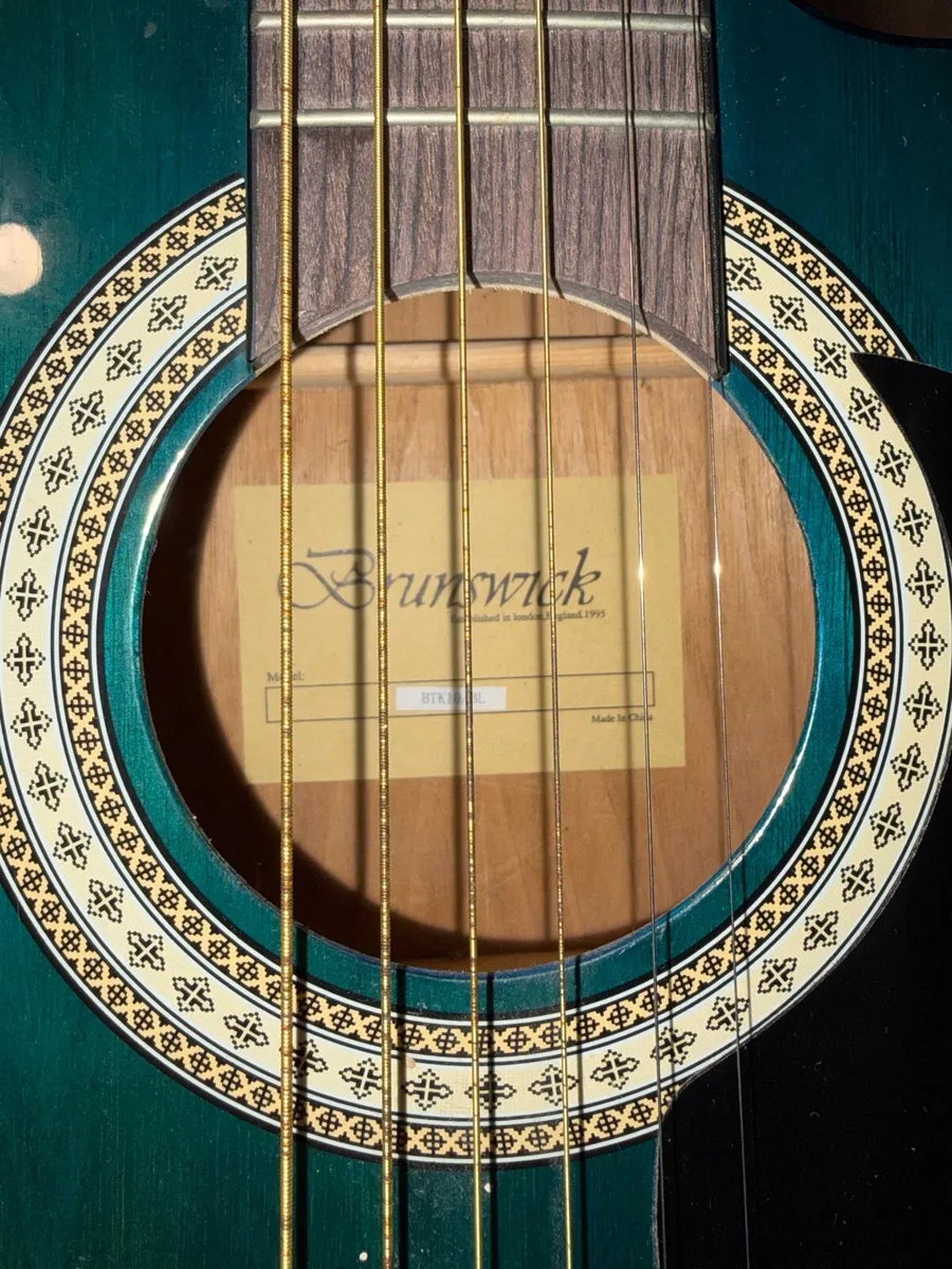 Brunswick Guitar - Image 4