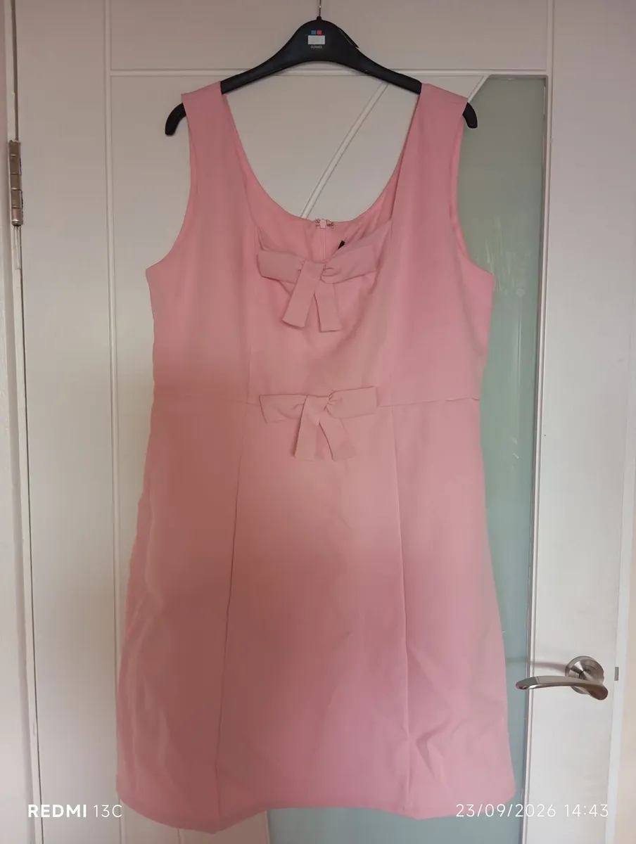 Pink dress - Image 3