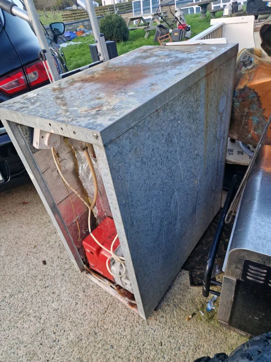 Burner - Image 3