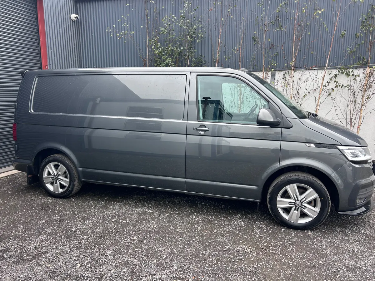 2022 Volkswagen Transporter ‘Highline - Image 3