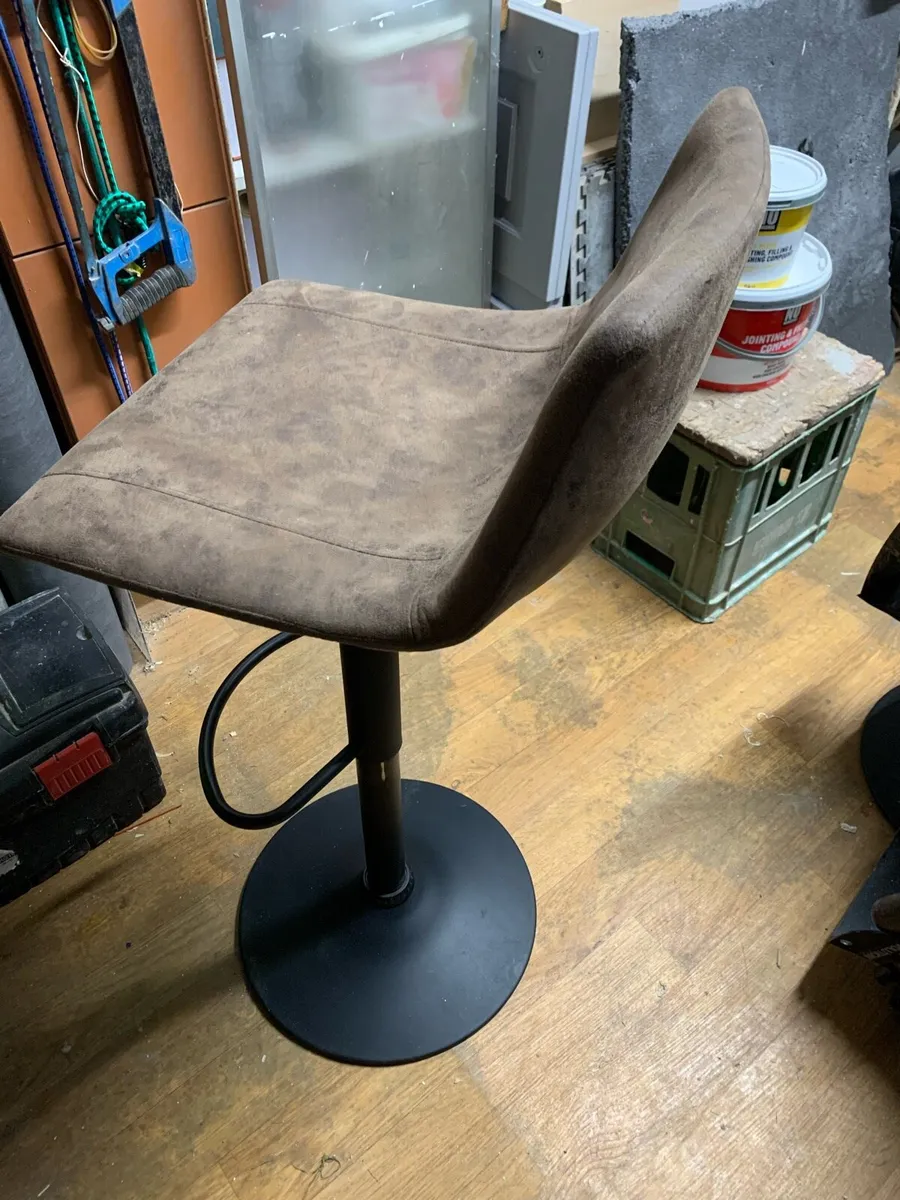 Bar stool - Image 2