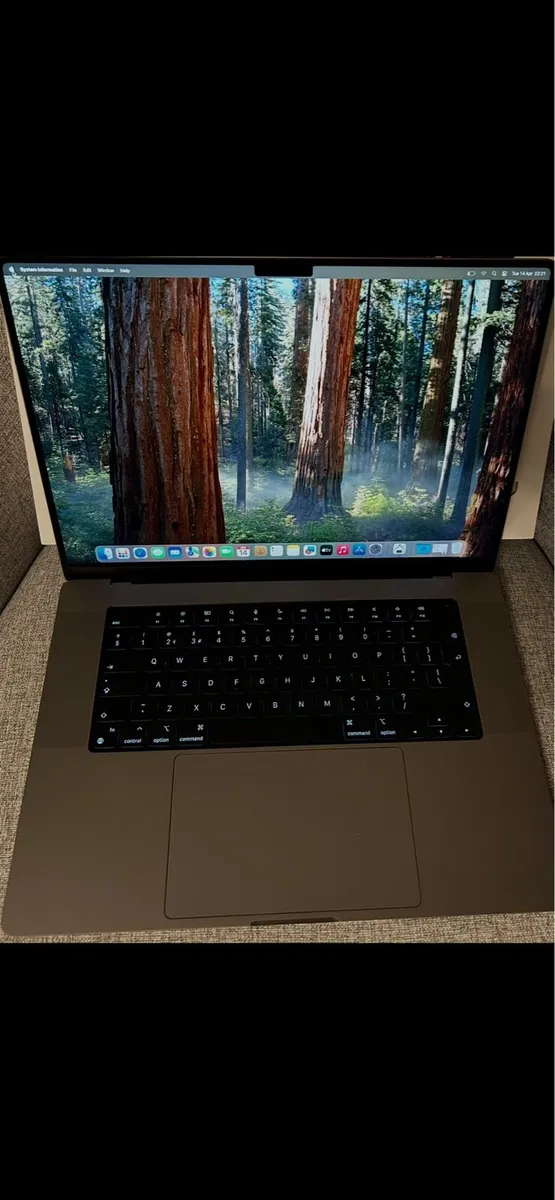 MacBook Pro M1 16” - Pro Chip - Image 1
