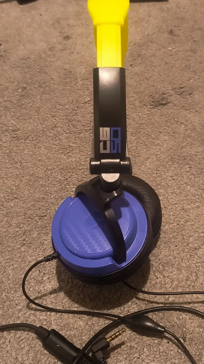 Gaming Headphones Neon Yellow & Blue - Image 1