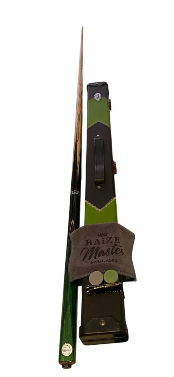 Baize Master Cue & Case Set - Image 3