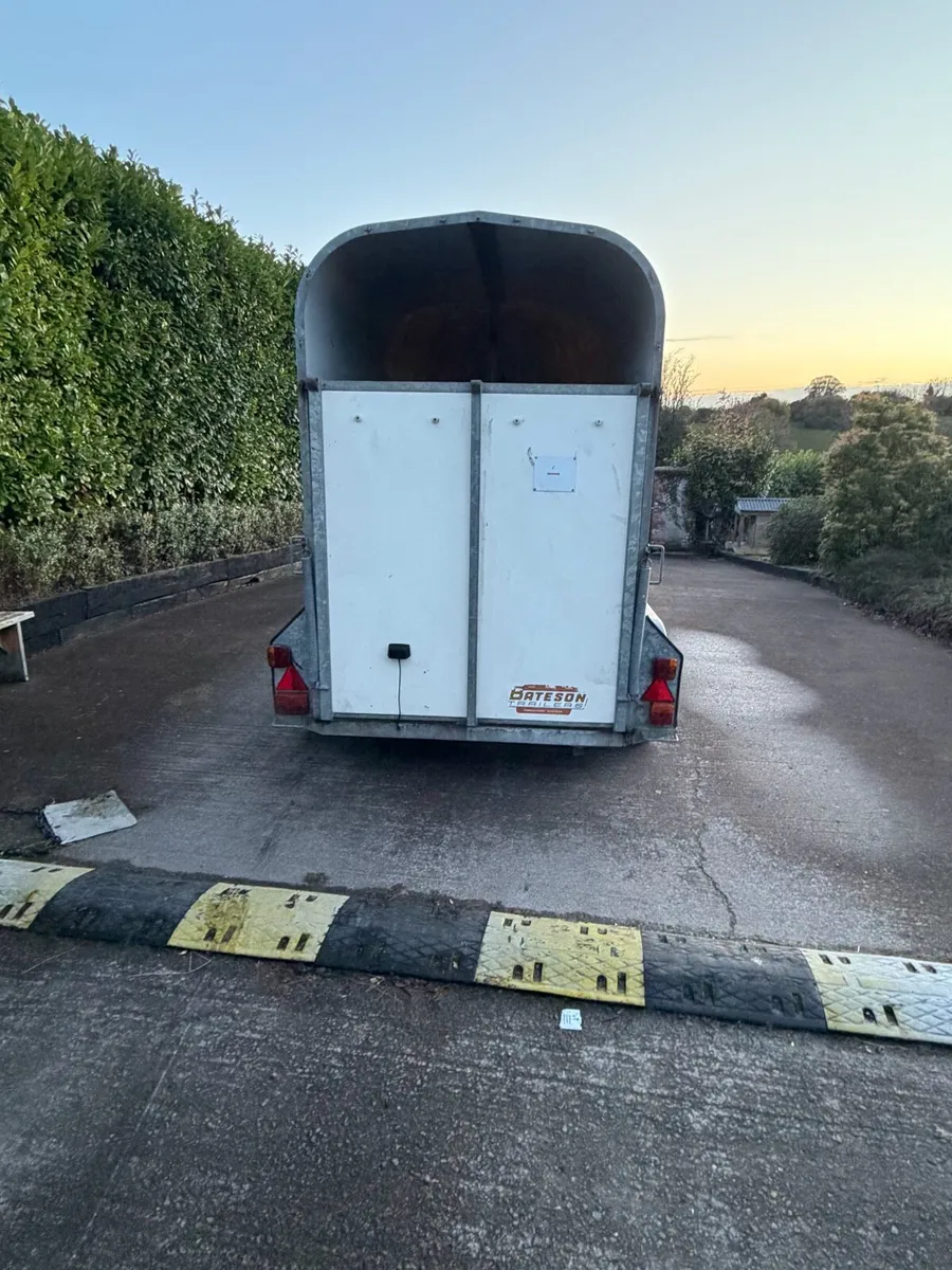 Horse box - Image 3