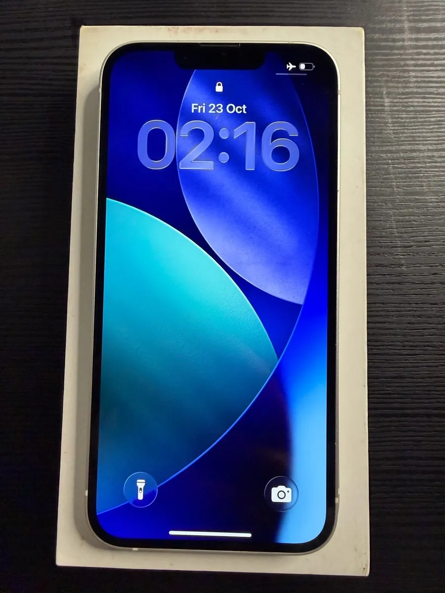 Iphone 14 - Image 2