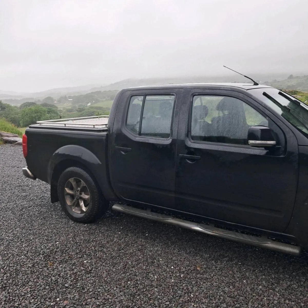 2015 Nissan Navara - Image 2
