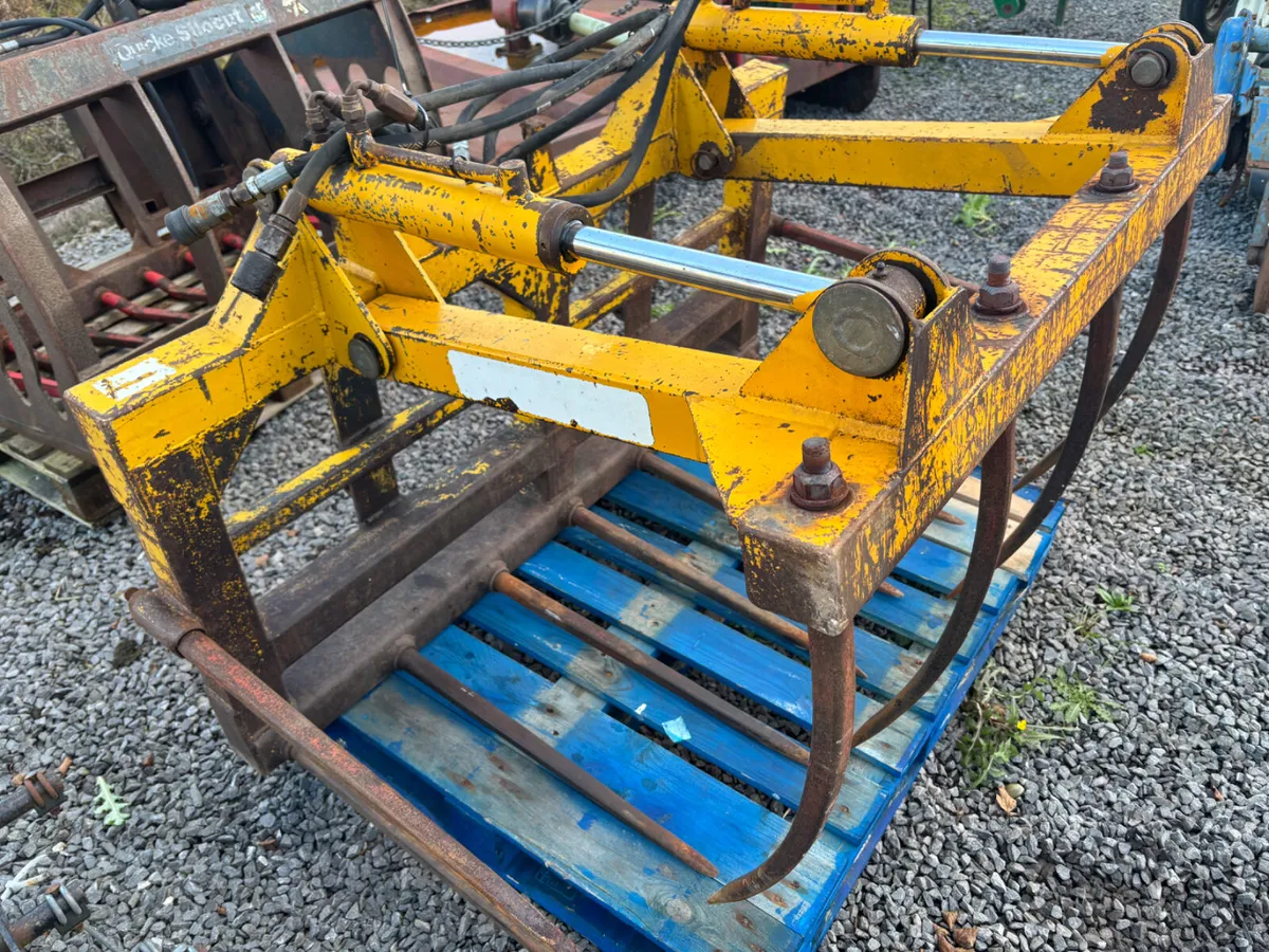 Gray’s 4ft 7” muck grab - Image 3