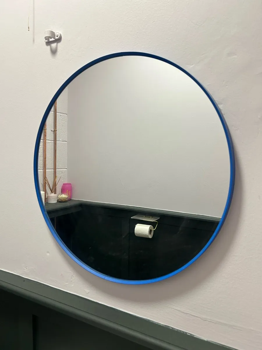 Mirror - Image 2