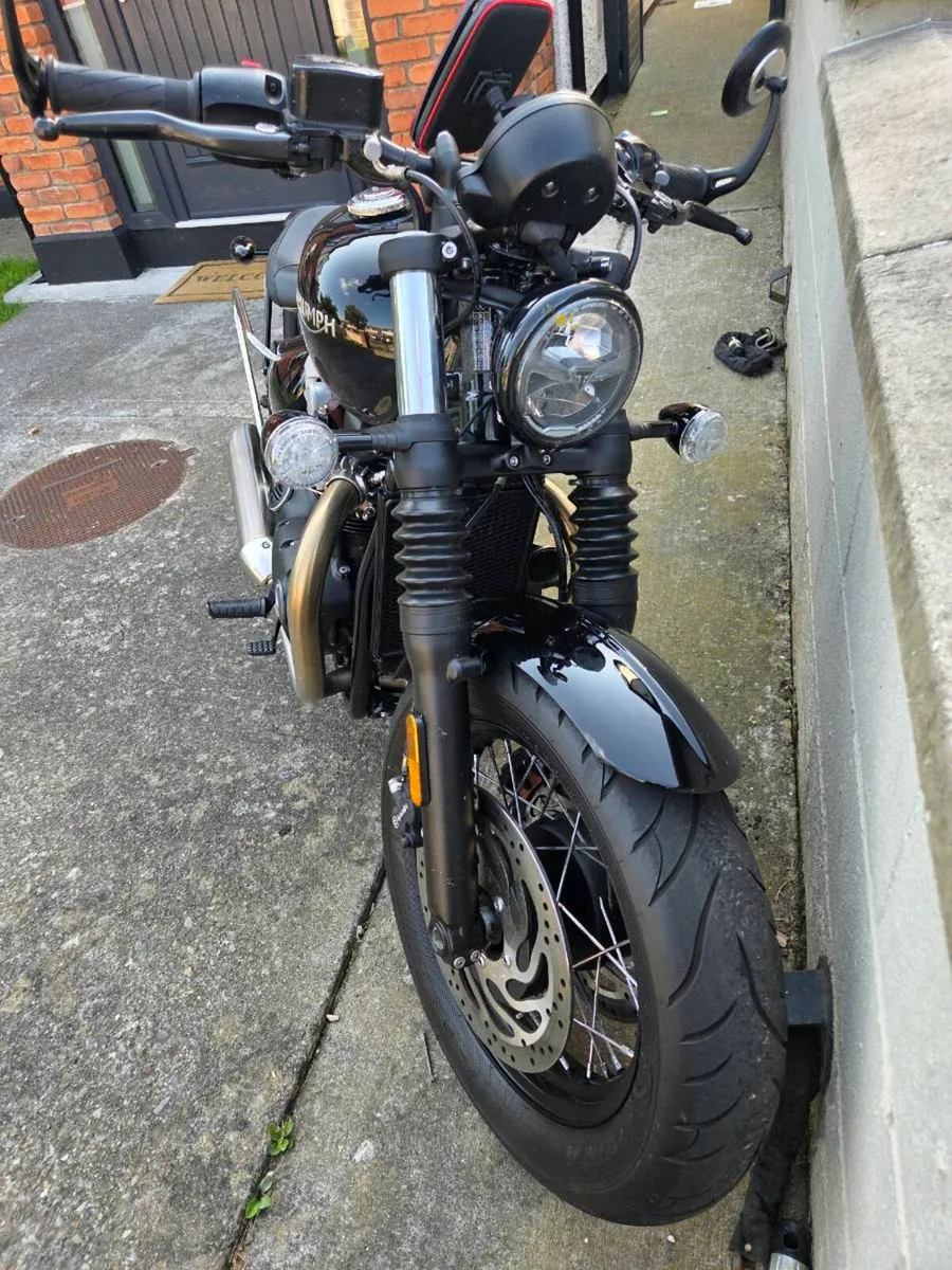 Triumph bonneville bobber 1200cc - Image 2