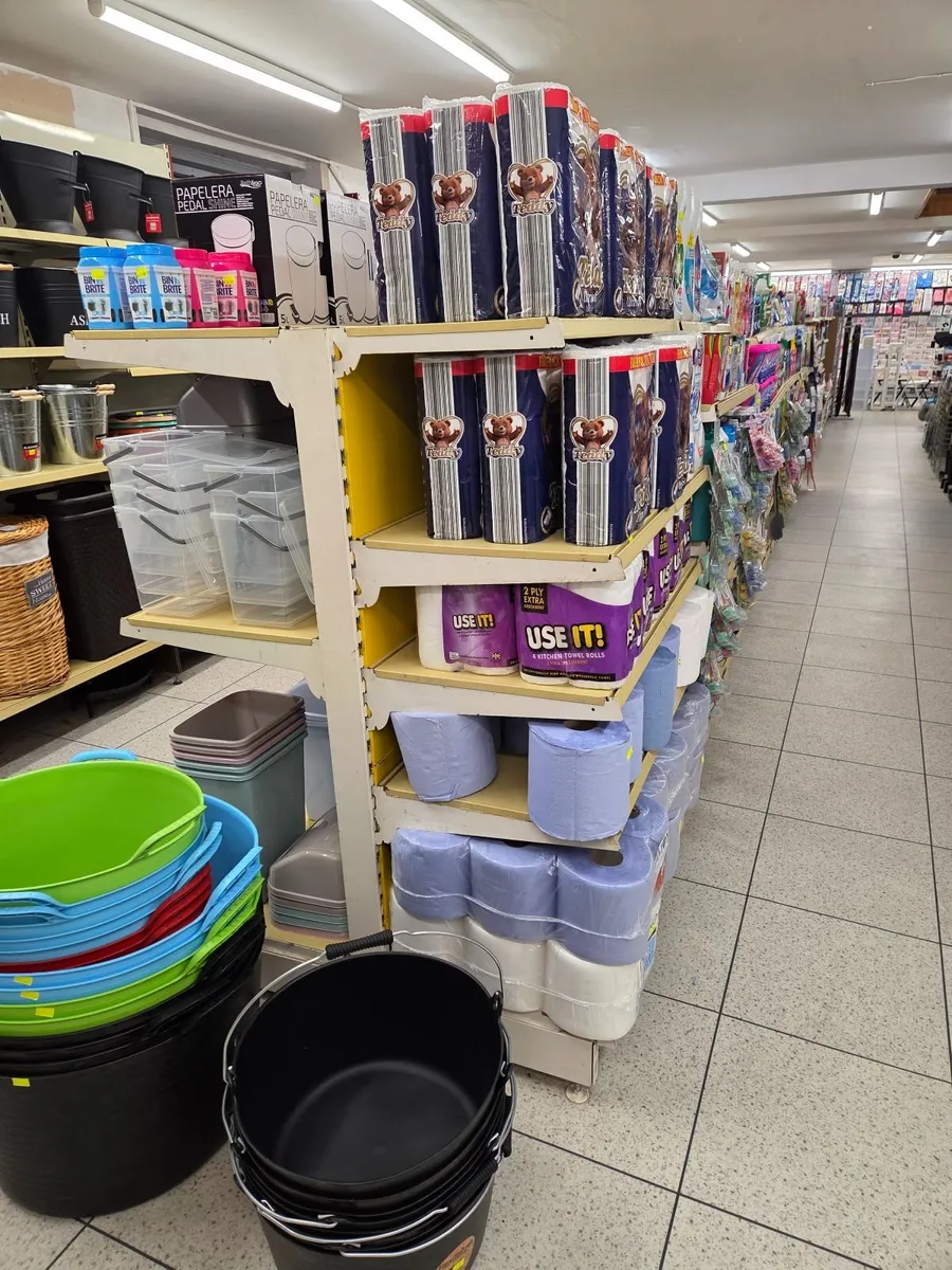 Shop shelving - Image 1