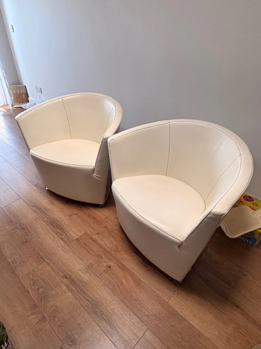 2 Cream Leather ArmChairs - €250 - Image 2