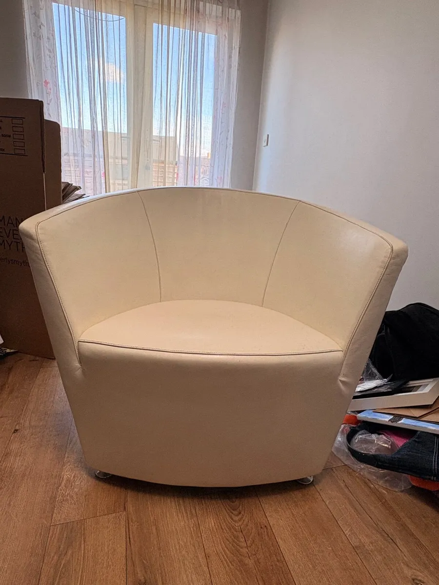 2 Cream Leather ArmChairs - €250 - Image 3