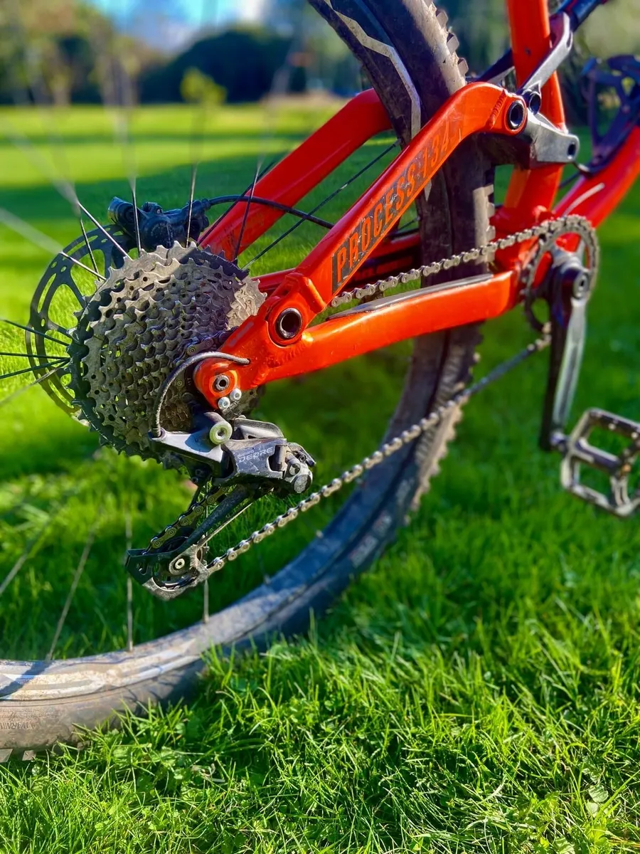 Kona Process 134 SE Full Suspension Mountain Bike - Image 2