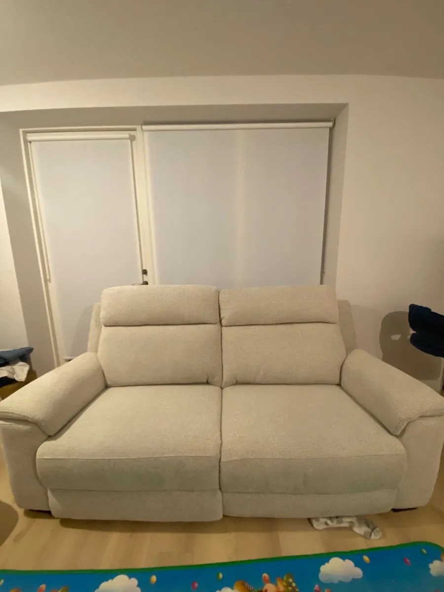 3 seater electric recliner sofa - Image 1