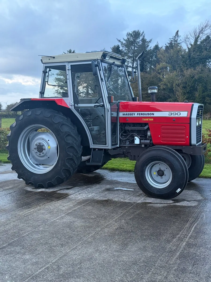 Massey Ferguson 390 - Image 1