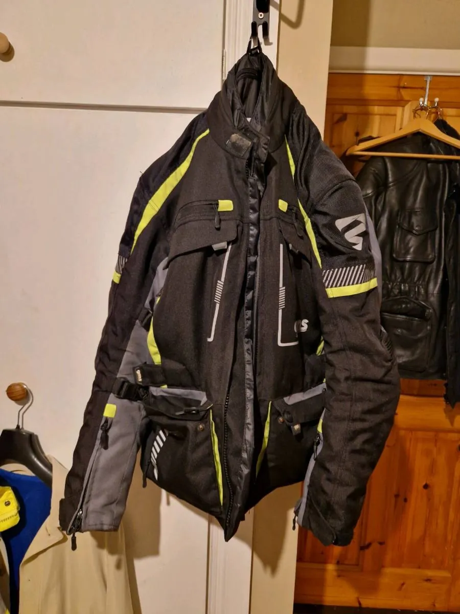 Motorcycle gear - Image 1