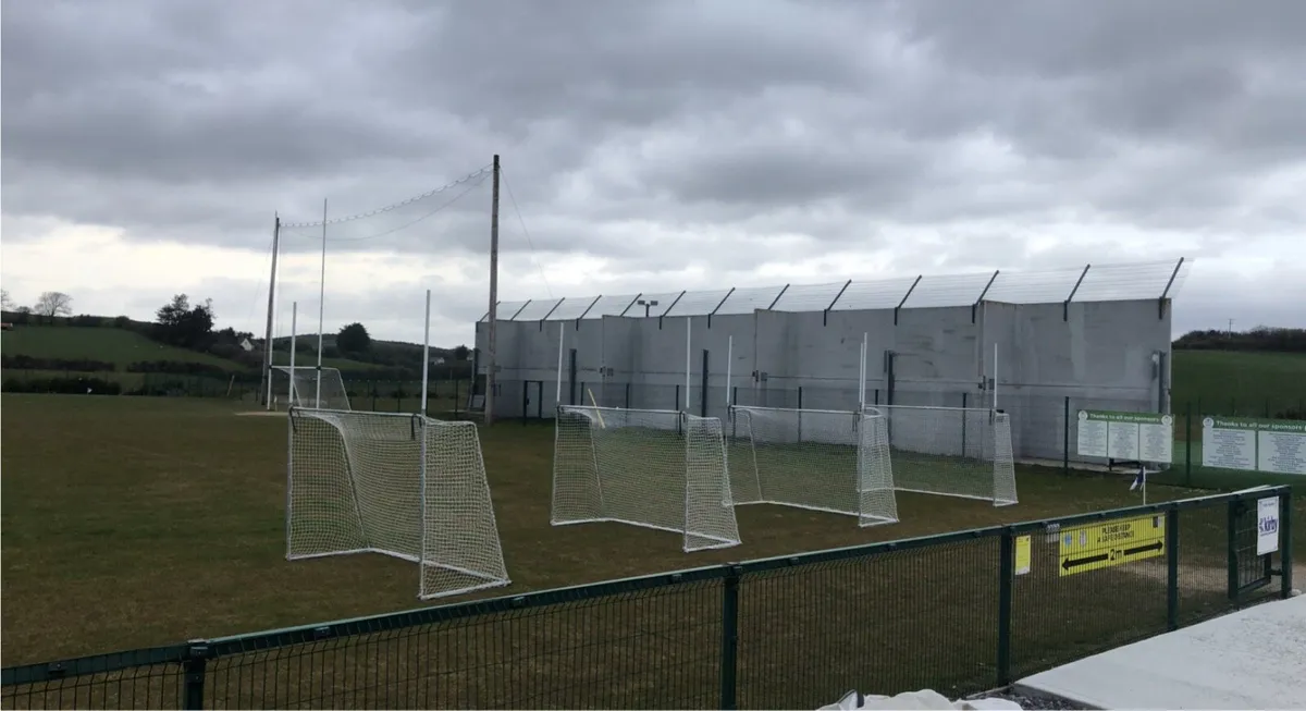 Goal posts - Image 3
