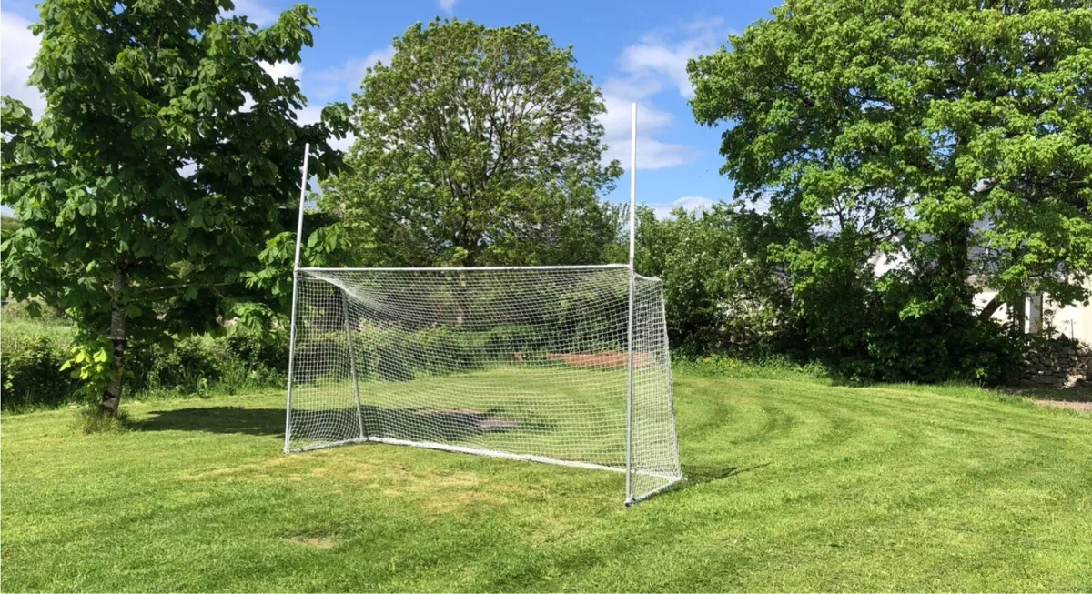 Goal posts - Image 1