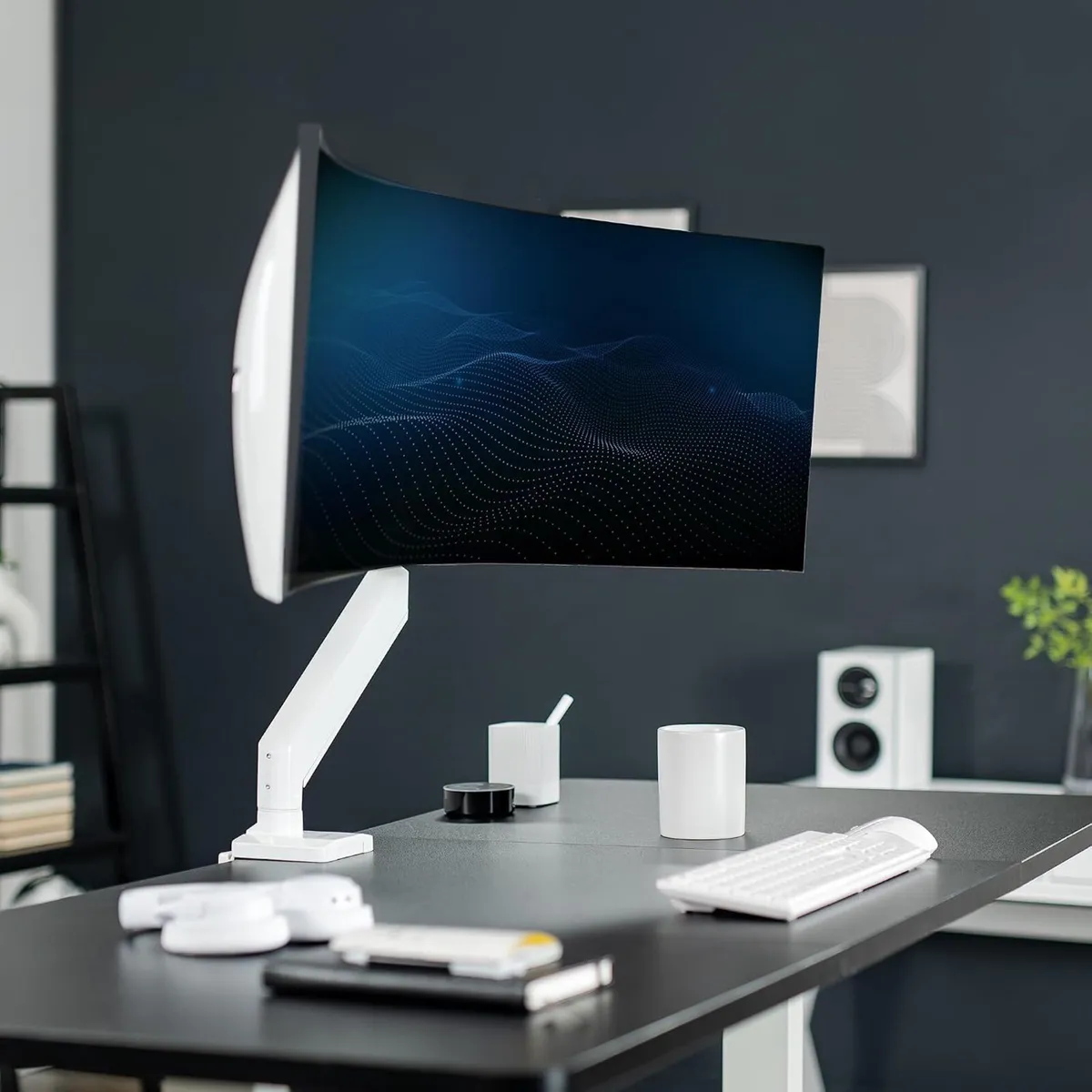 Premium Aluminium Heavy Duty Monitor Arm - Image 2