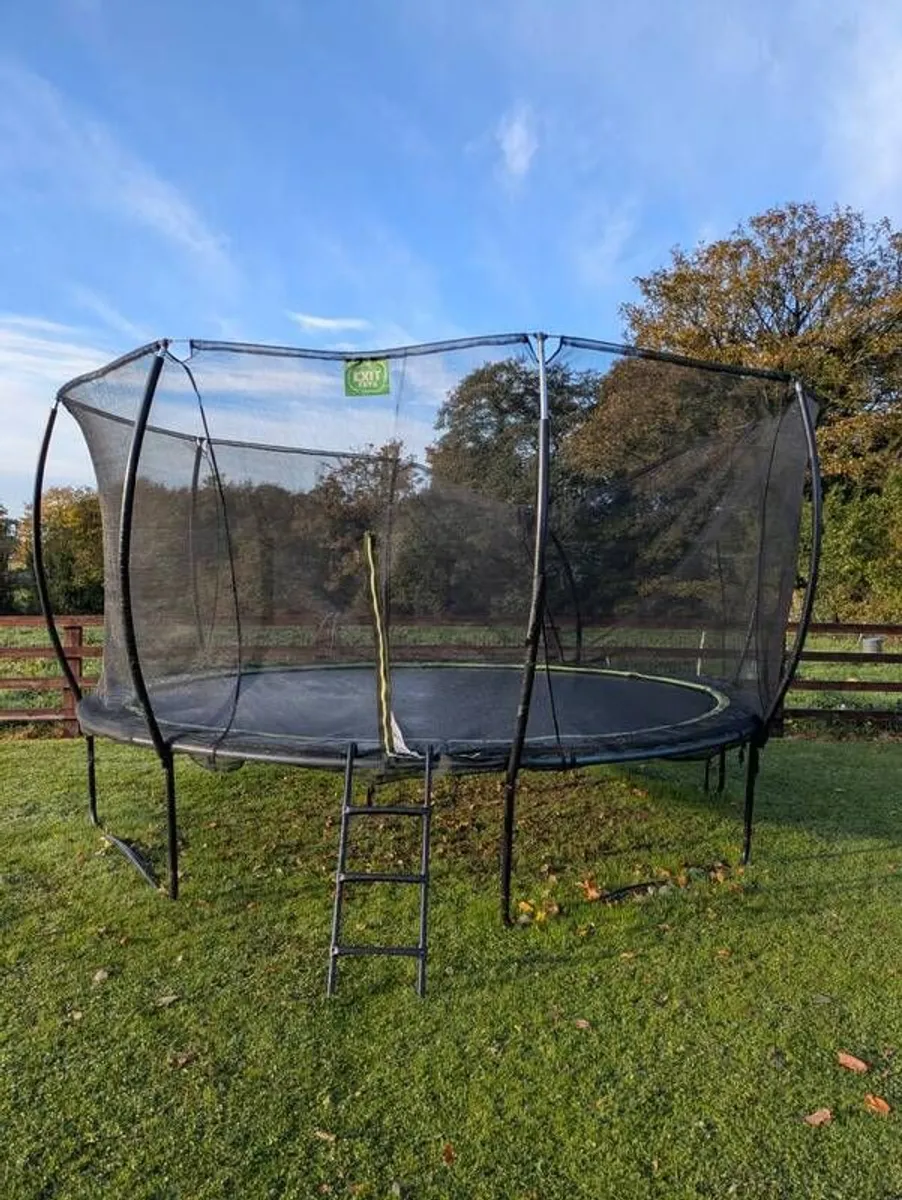 Trampoline - Image 2