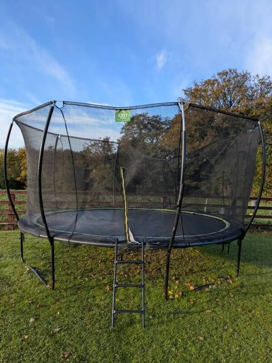 Trampoline - Image 4