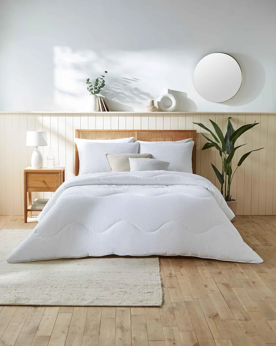 Duvet Cotton Waffle Collection 10.5 Tog - Image 1