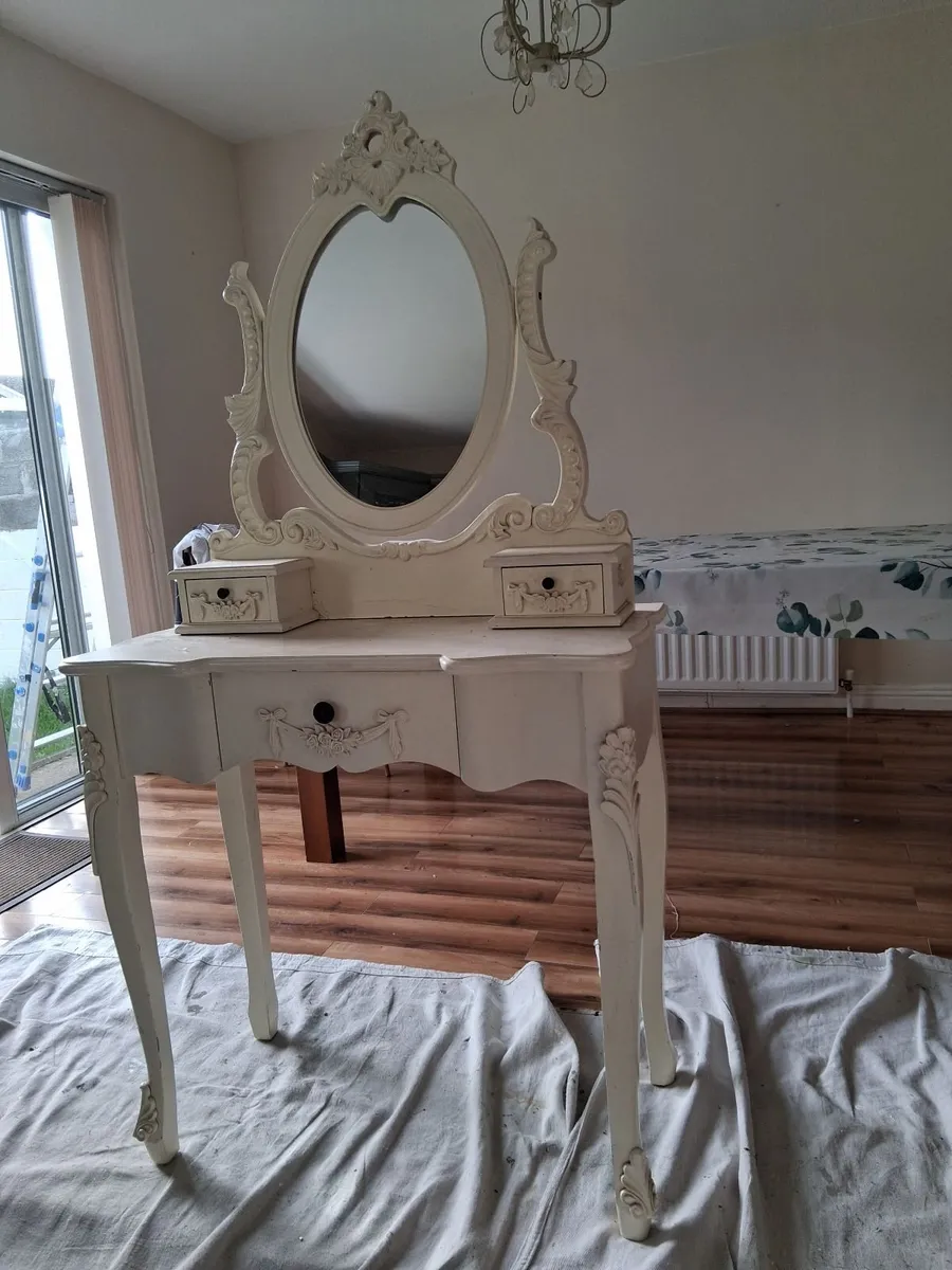 DRESSER - Image 3