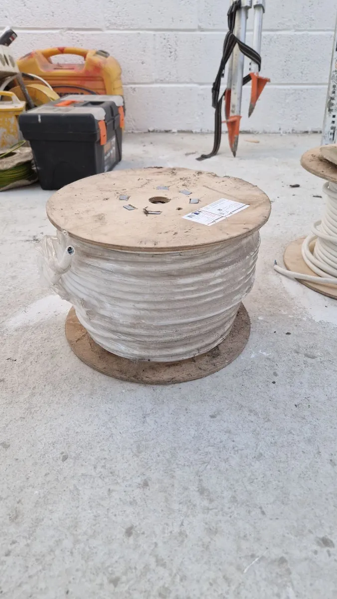 Electric cable 2.5 - Image 1