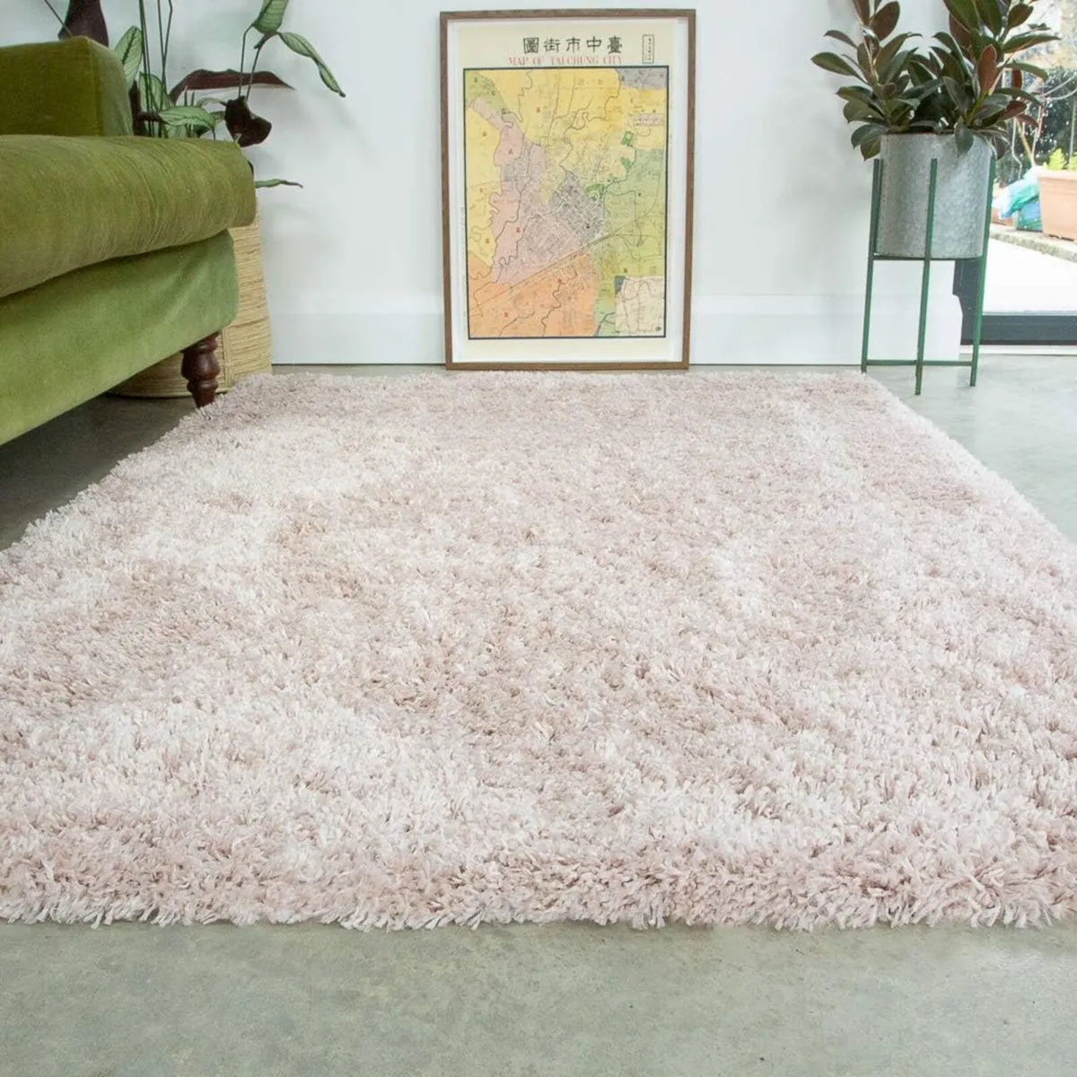 Thick Shaggy Rug Blush - Image 1