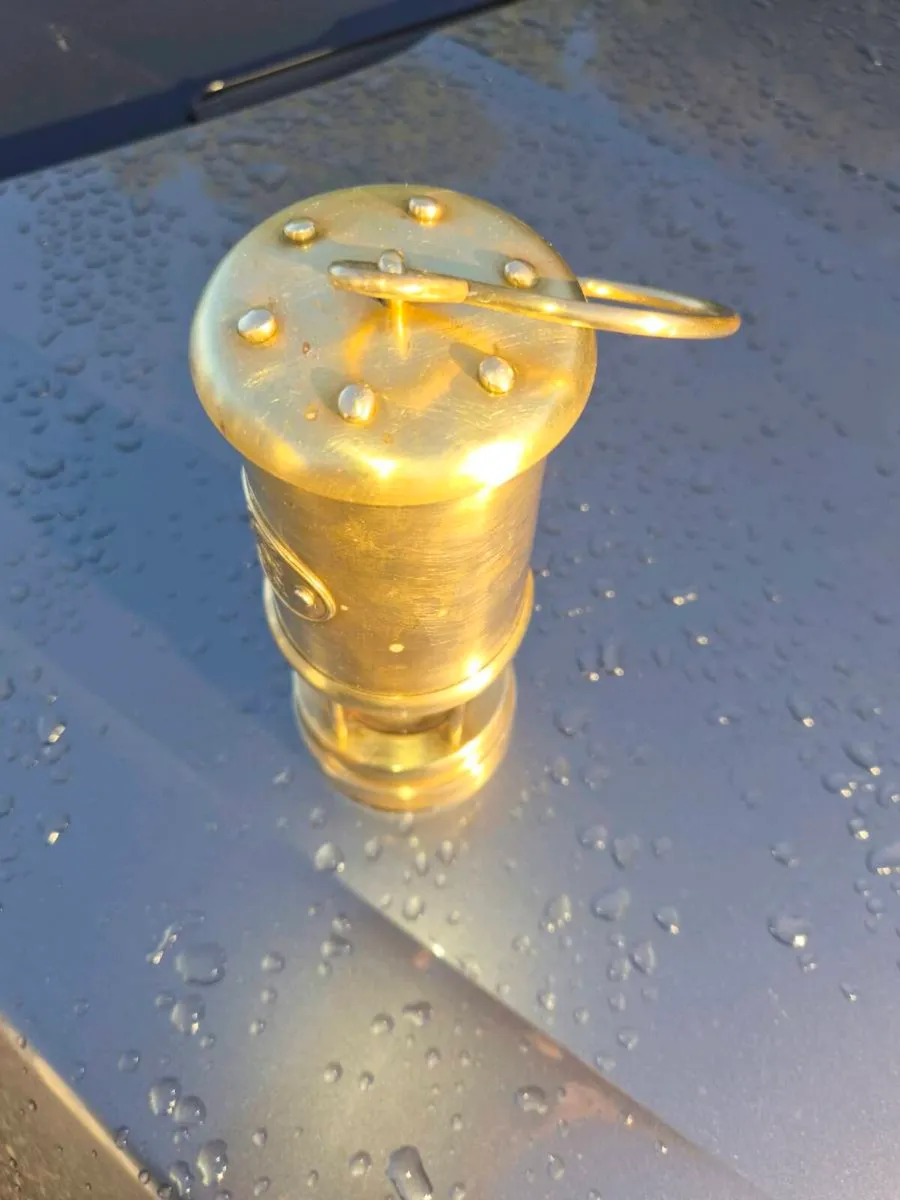 Old brass  miners lamp - Image 2