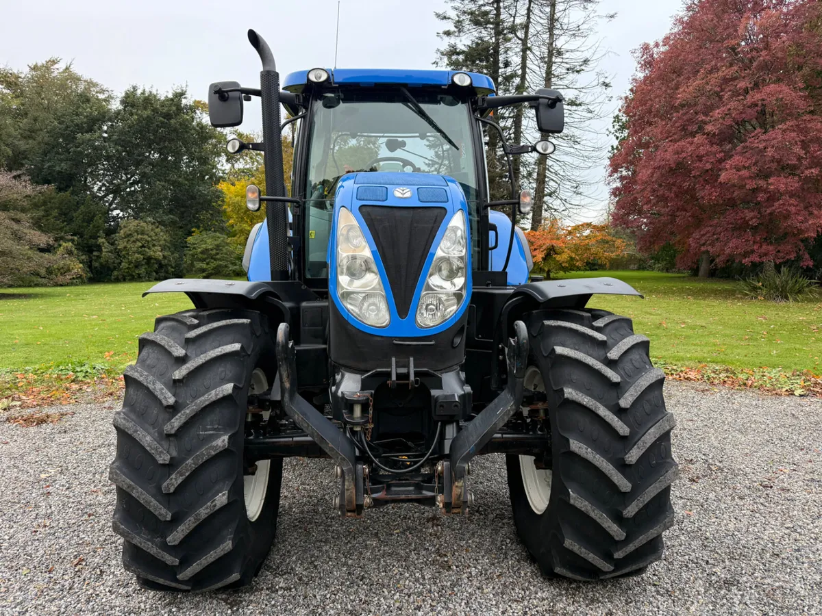 2014 New Holland T7.200 R/C *5400 hours* €54950 - Image 3