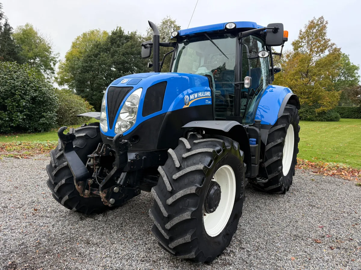 2014 New Holland T7.200 R/C *5400 hours* €54950 - Image 2